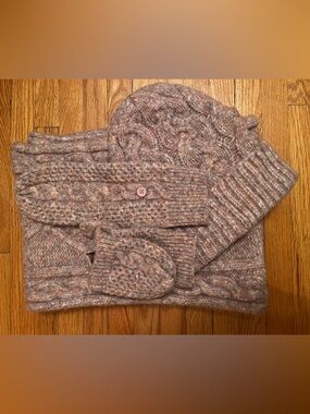 Wen’s Cable Knit Scarf, Hat and Mittens in Dusty Rose